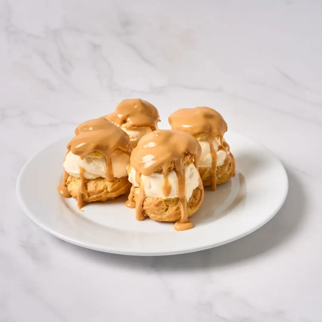 Profiteroles Arequipe