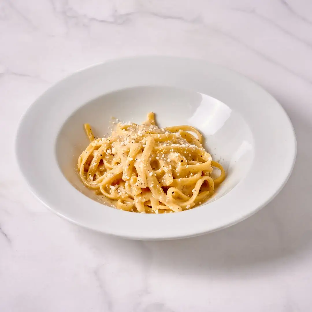 1/2 Fettuccine Cacio e Pepe